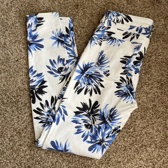 Blue Floral Gap Jeans - Picture 3 of 3